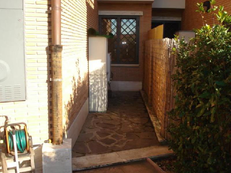 Appartamento Via Lea Padovani  - foto 3