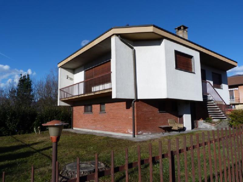 Casa indipendente, Bardello con Malgesso e Bregano