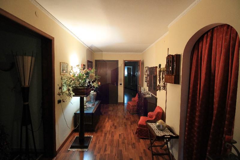 Appartamento Via Ducezio  - foto 6