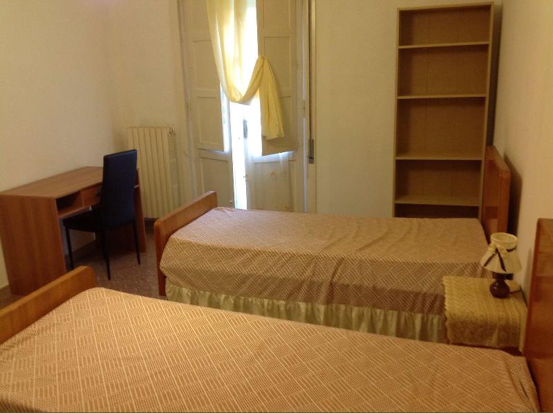 Appartamento via Adige 8, Lecce