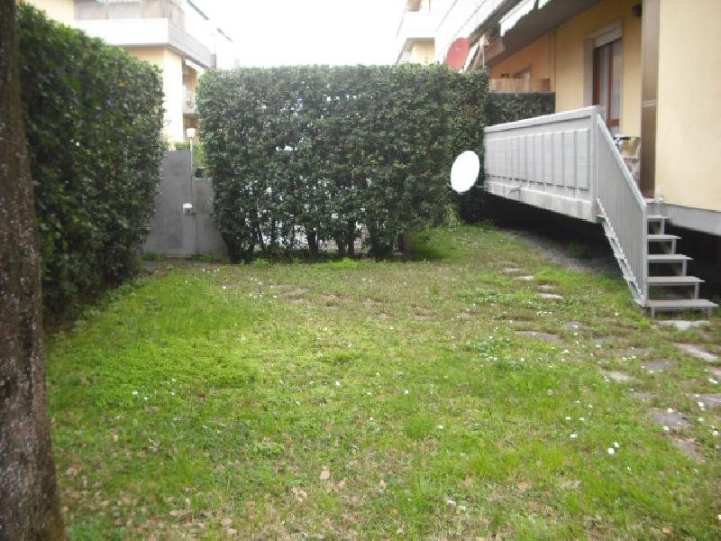Appartamento via delle pinete 87  - foto 2