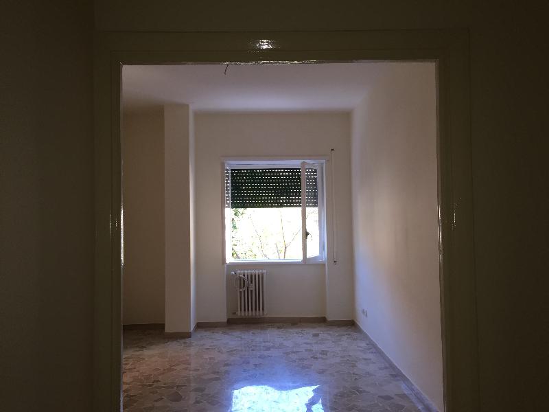 Appartamento PIAZZA CRATI  - foto 2