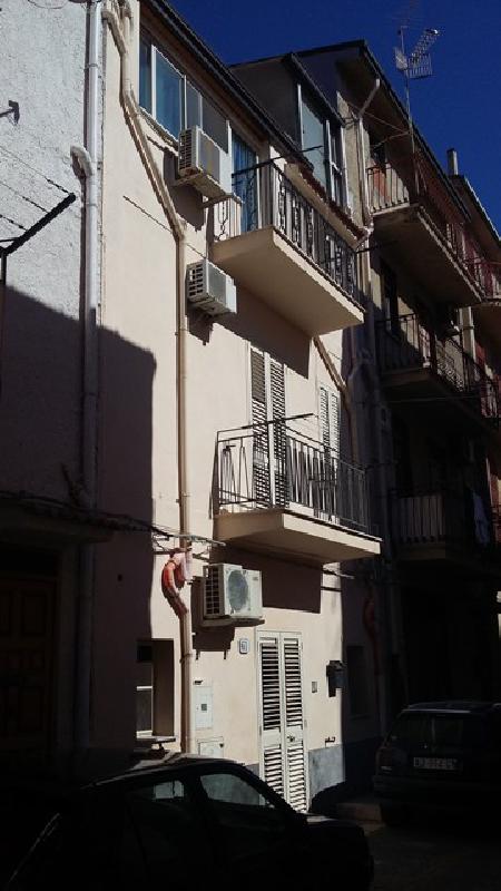 Casa singola Via Antonino D'Anna n.51  - foto 2
