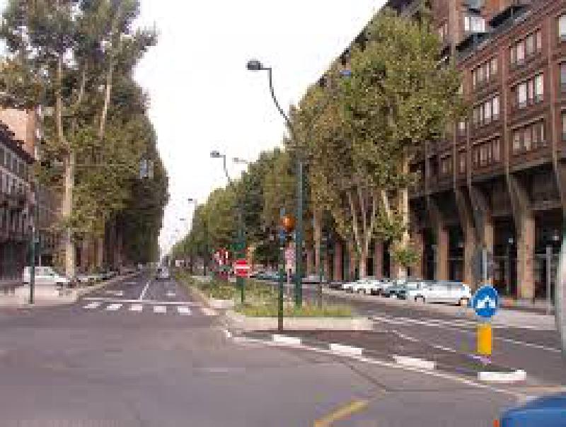 Appartamento corso francia  loading=