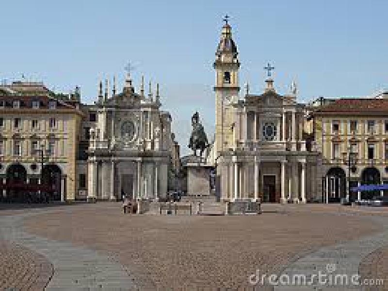Appartamento piazza s carlo 