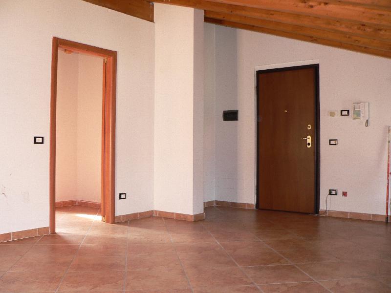 Appartamento via vigilio, Calco