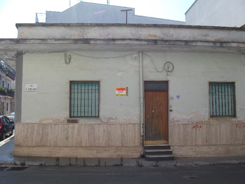 Palazzo / Stabile via Gabriele D'Annunzio  - foto 2
