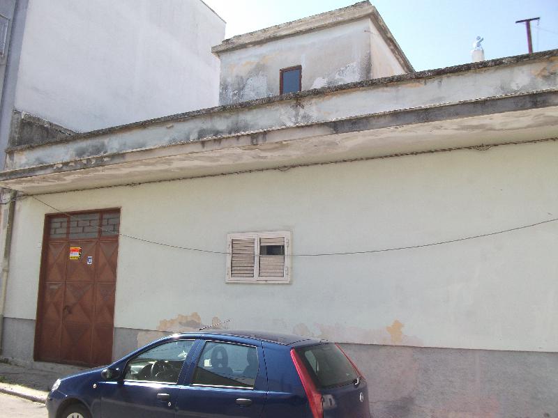 Palazzo / Stabile via Gabriele D'Annunzio  - foto 3