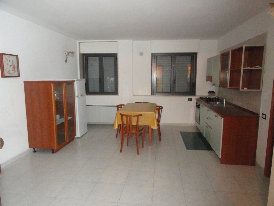 Appartamento VIA CHIRIATTI  - foto 2