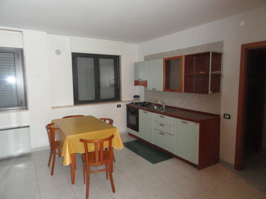 Appartamento VIA CHIRIATTI  - foto 3