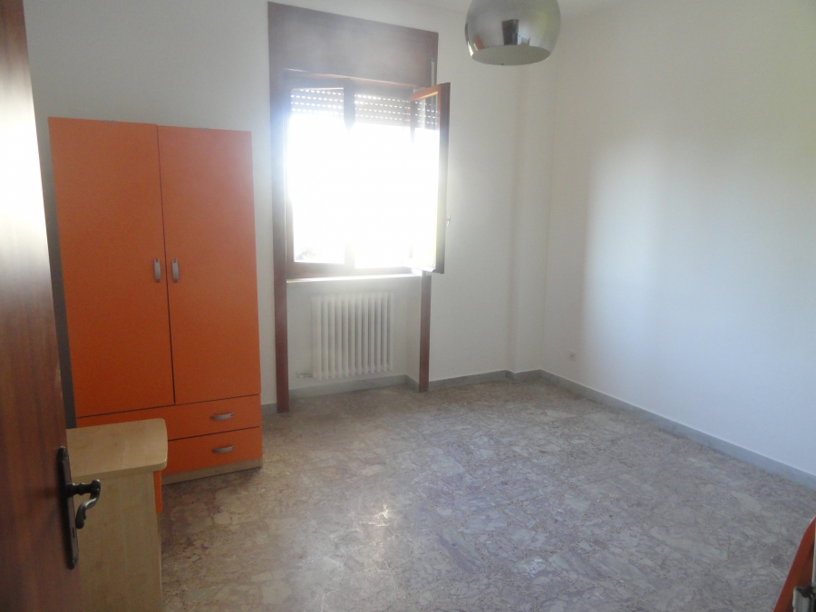 Appartamento VIALE UGO FOSCOLO, 14  - foto 4