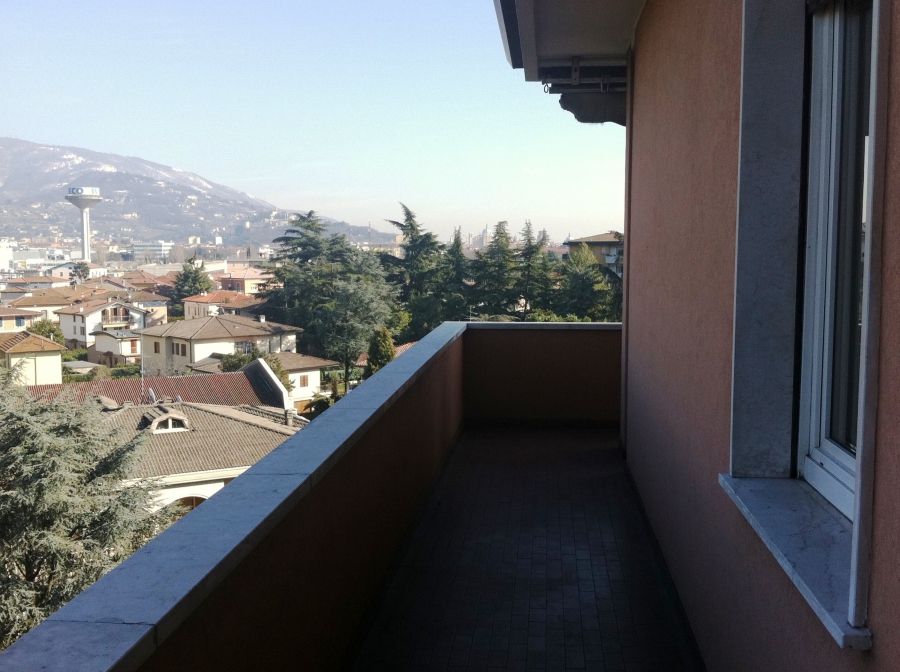 Appartamento via petrarca, Brescia