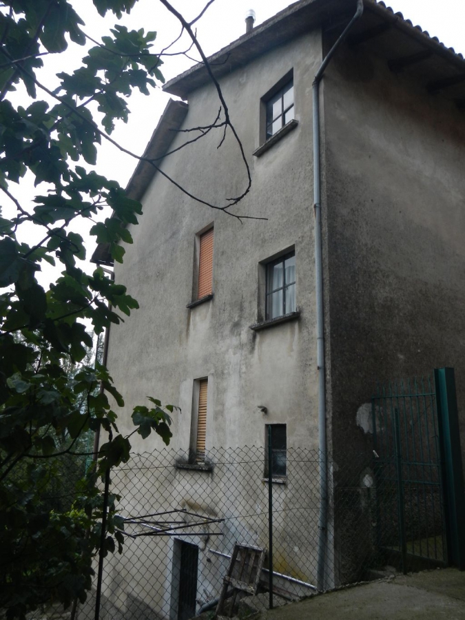 Palazzo / Stabile via invico  - foto 2