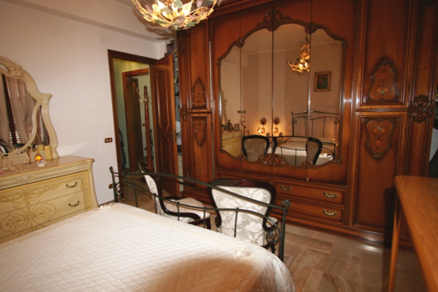 Appartamento via Alcide de Gasperi 7  - foto 9
