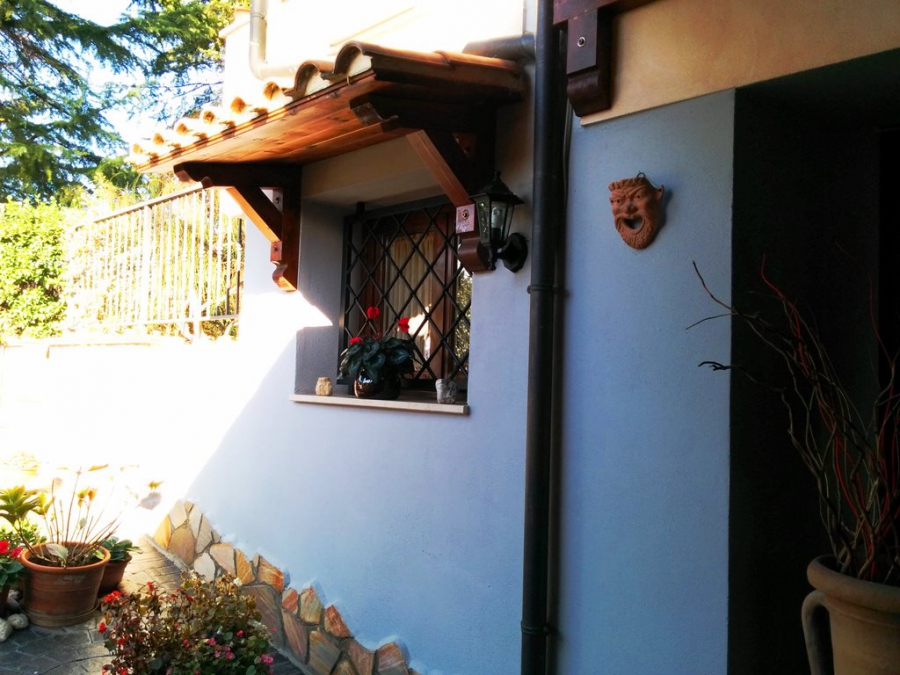 Villa Via Fermignano  - foto 7