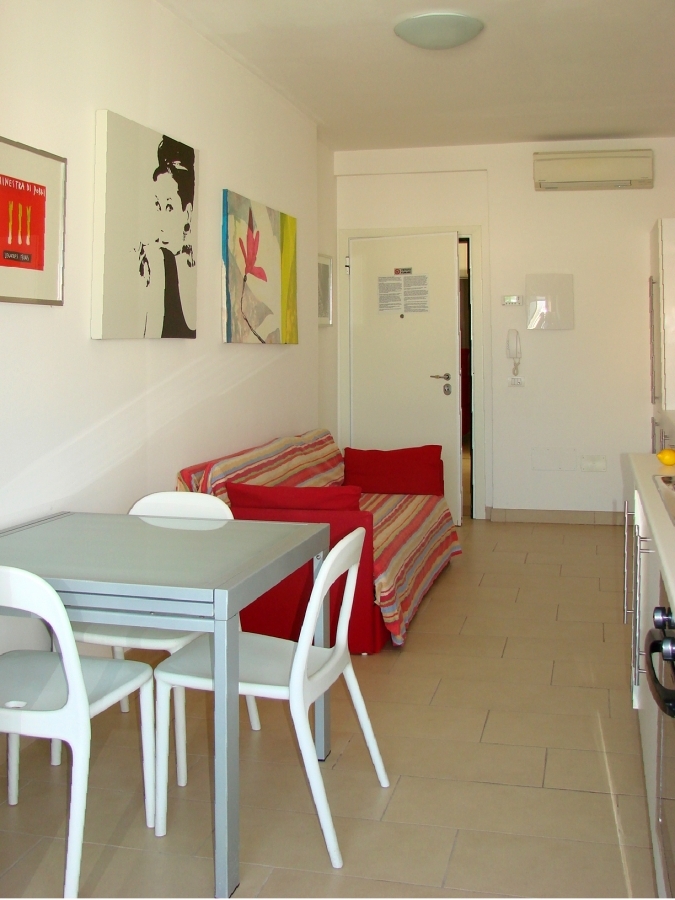 Appartamento via Cesare Battisti 52  - foto 2