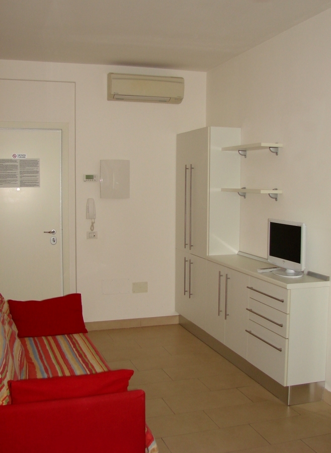 Appartamento via Cesare Battisti 52  - foto 4