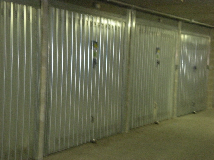 Box - Garage - Posto Auto Via di Montecucco  - foto 6