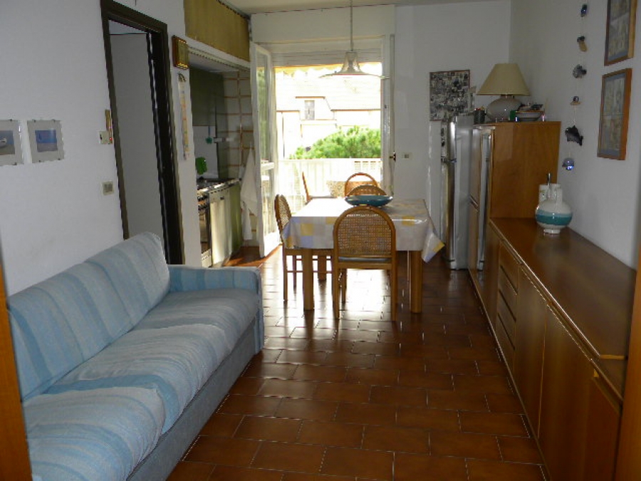Appartamento via nino Bixio  loading=