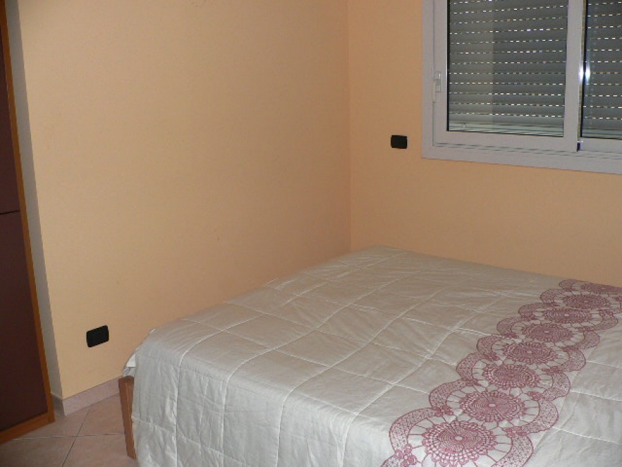 Appartamento via Foscolo 22  - foto 4