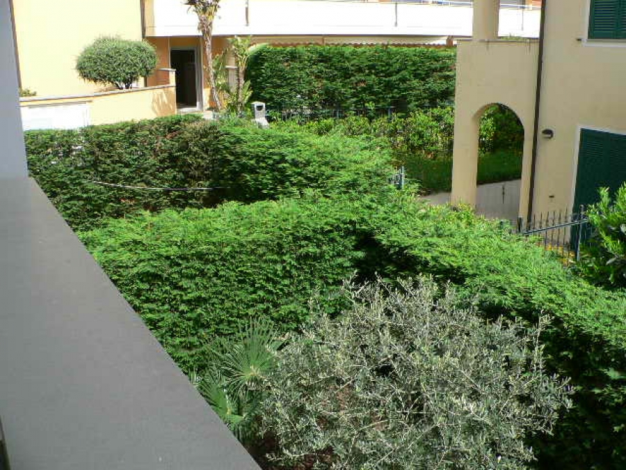 Appartamento via Foscolo 22  - foto 8