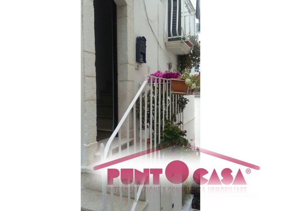 Casa indipendente nino sansone 58, Ostuni