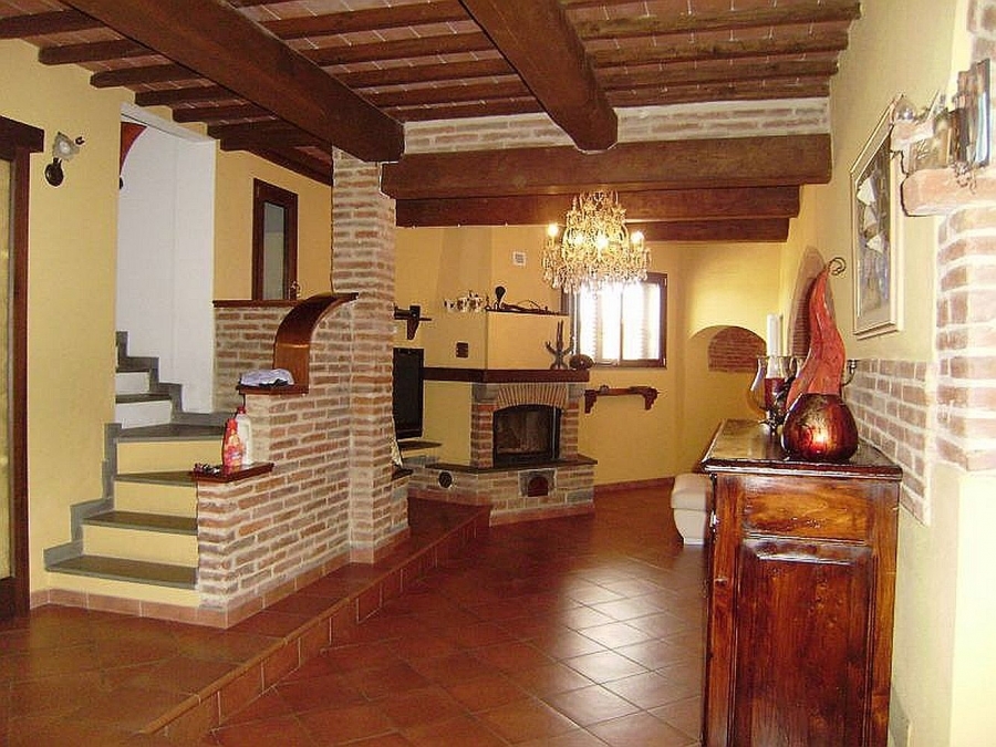 Porzione di casa via gioco del pallone 