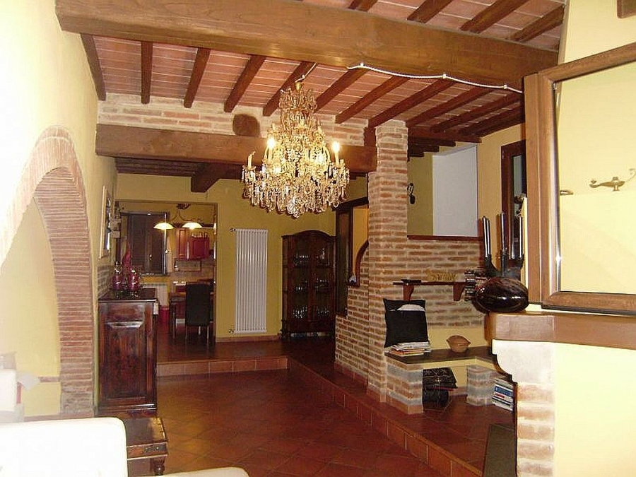Porzione di casa via gioco del pallone  - foto 2