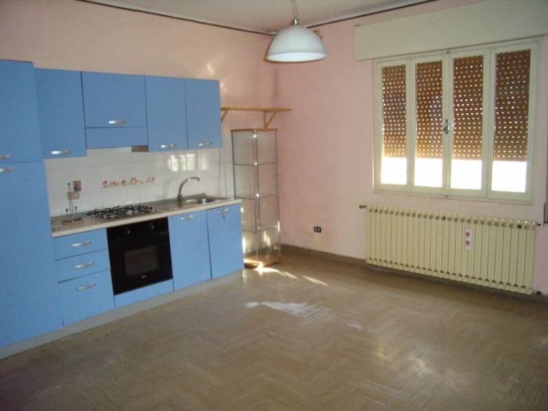 Casa indipendente via per lagosanto  - foto 3