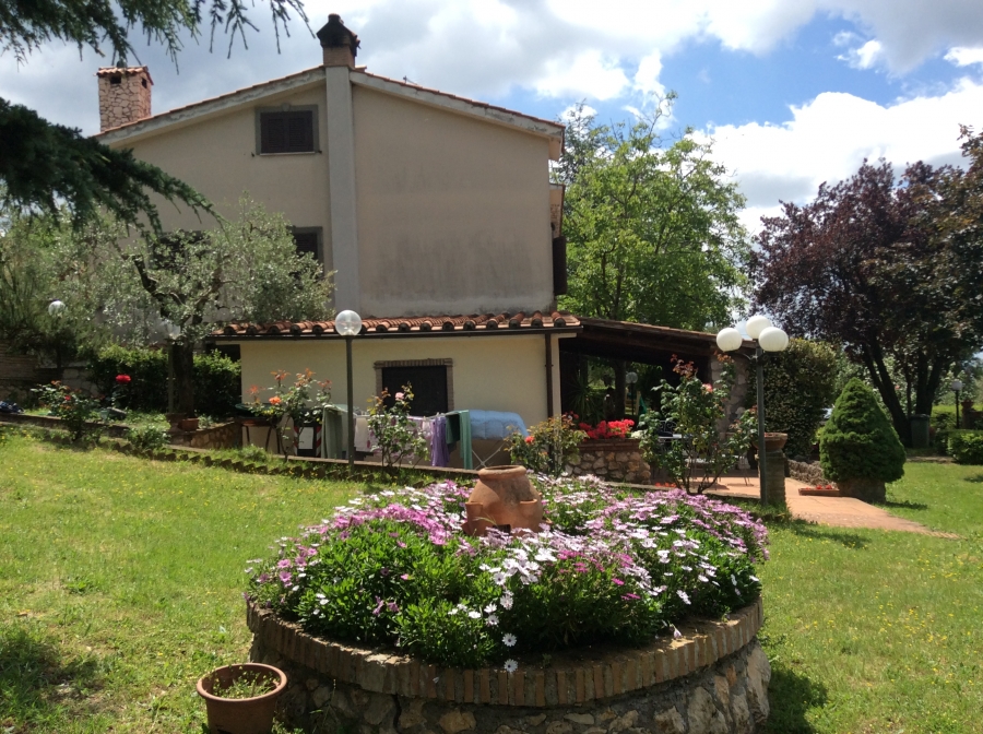 Villa strada del grottino 