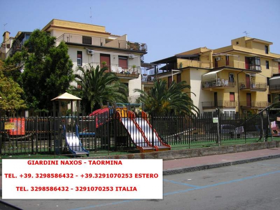 Appartamento PORTICATO, Giardini-Naxos
