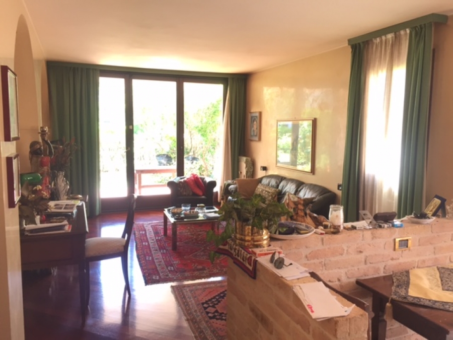 Appartamento via Fossaggera  - foto 2
