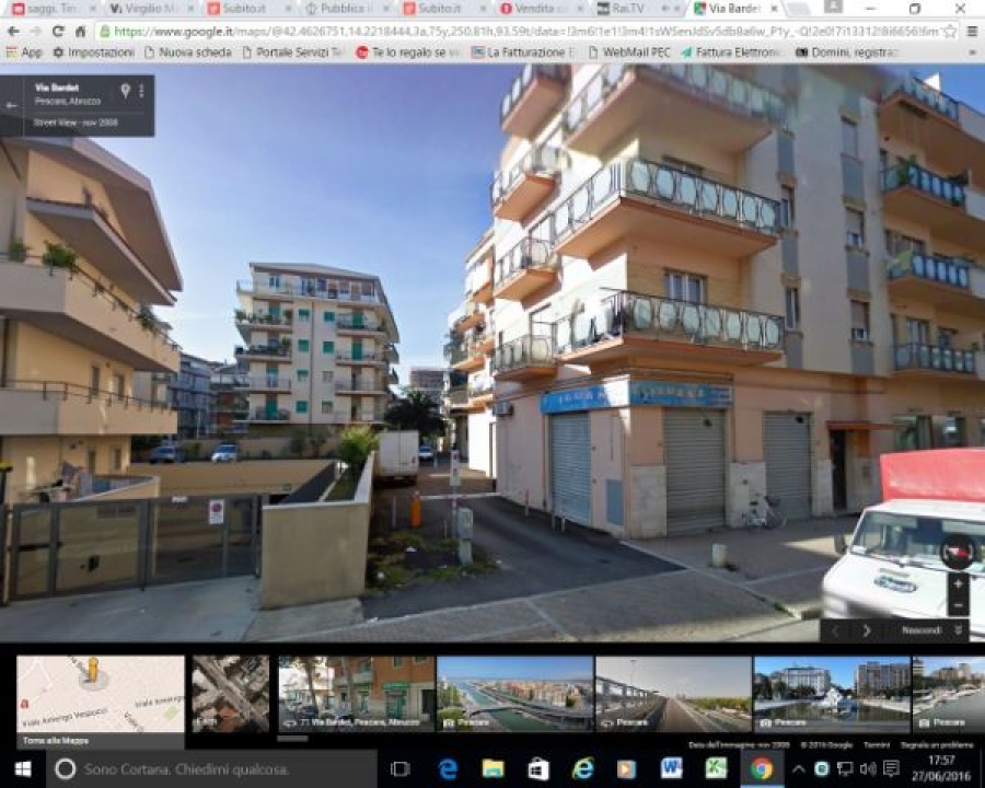 Box - Garage - Posto Auto via bardet  loading=