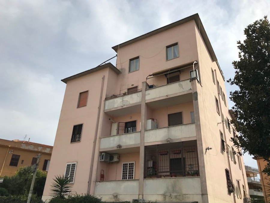 Appartamento Via Silvestro II  loading=