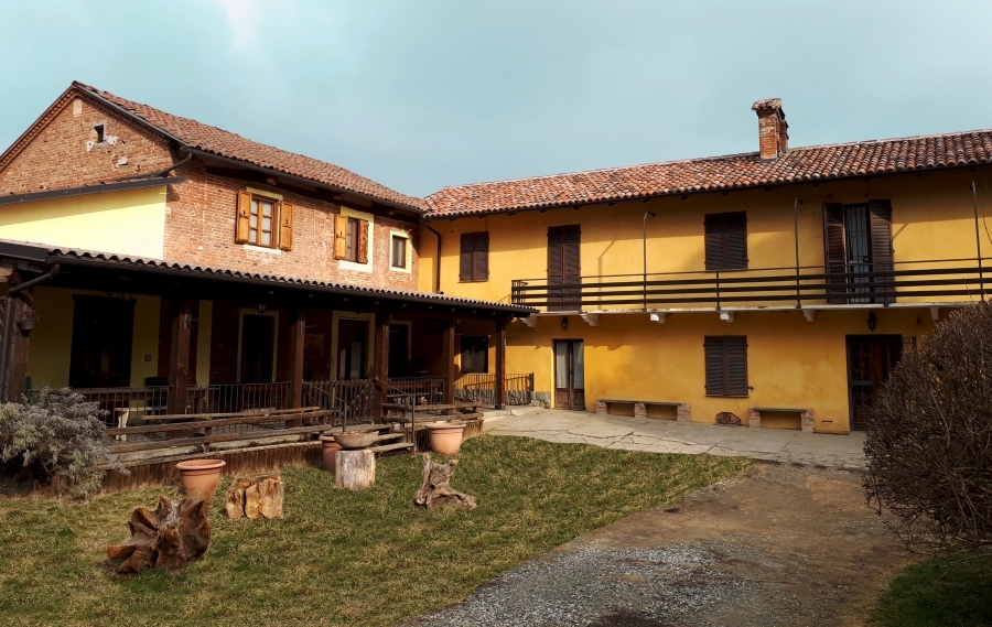 Azienda agricola, Cortazzone