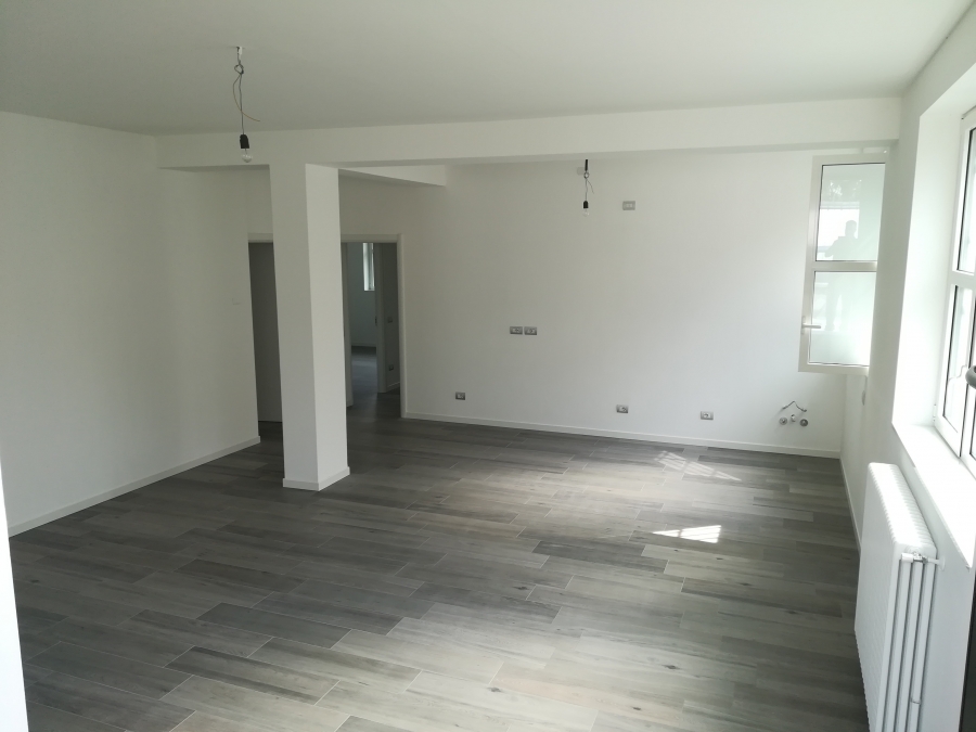 Appartamento VIA BELLUNO 1  - foto 2