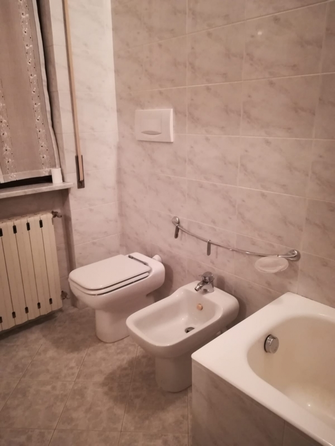 Appartamento via IV novembre  - foto 4