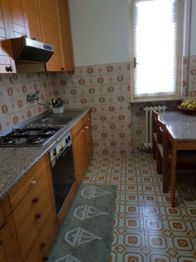 Appartamento via Giacomo Leopardi  - foto 2