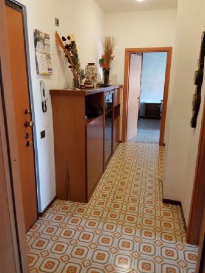 Appartamento via Giacomo Leopardi  - foto 3