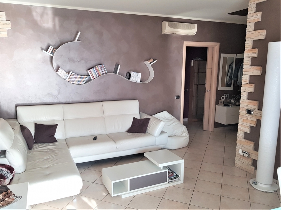Appartamento via Del Colletto  - foto 2
