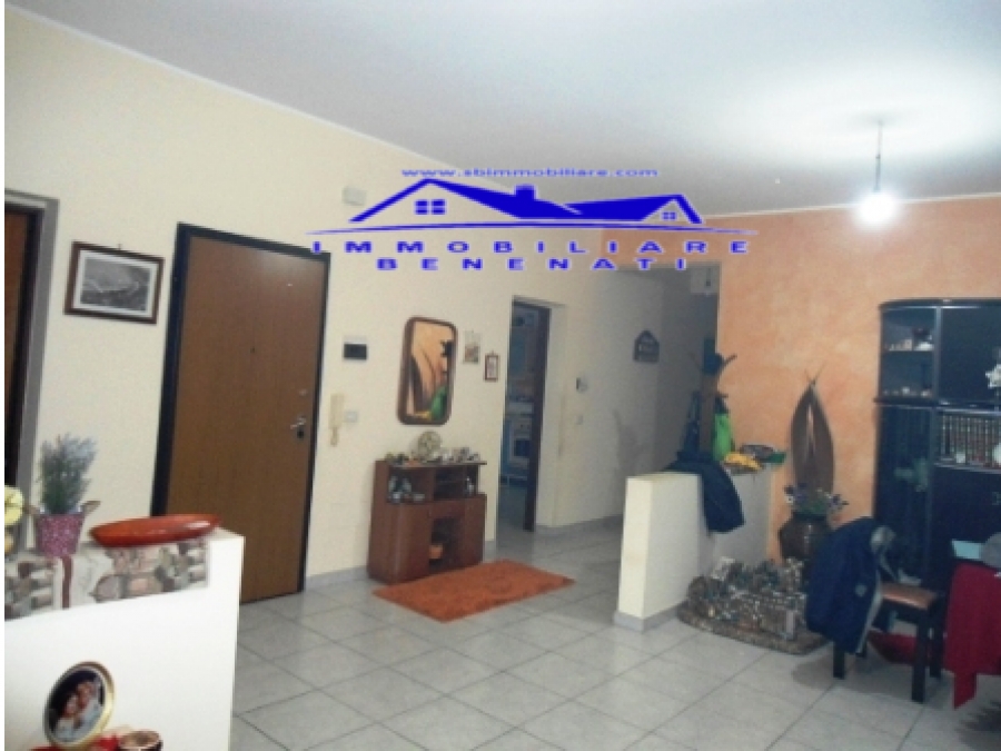 Appartamento via Anna Frank  - foto 3