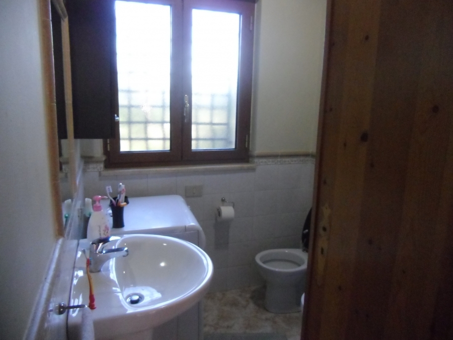 Villa strada comunale raiata  - foto 9