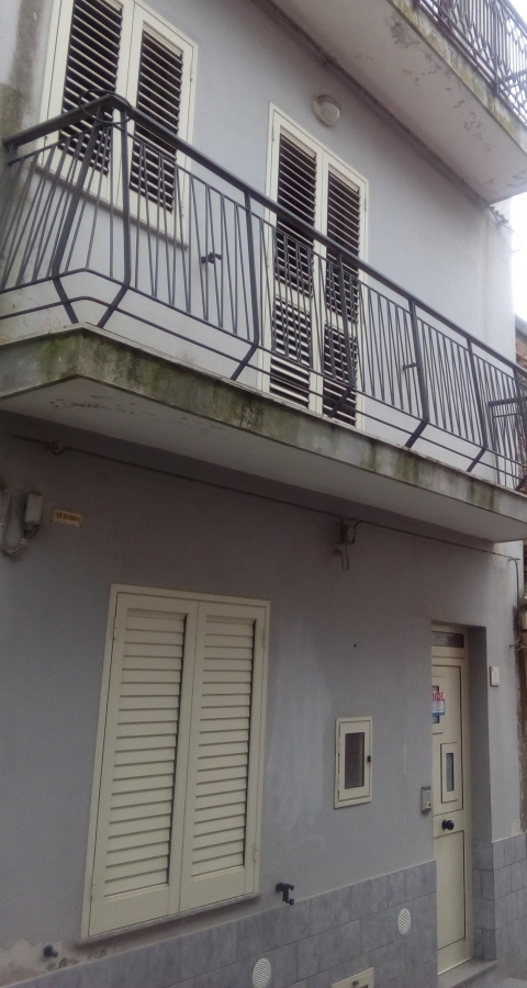 Casa indipendente Via J.F. Kennedy, Barcellona Pozzo di Gotto