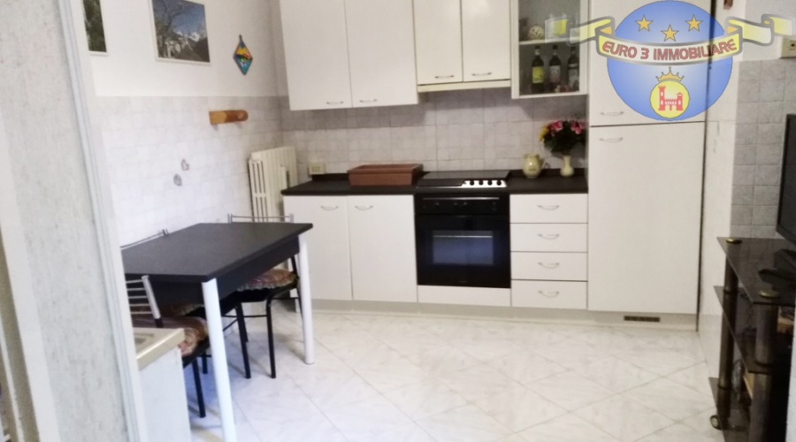 Porzione di casa  - foto 6