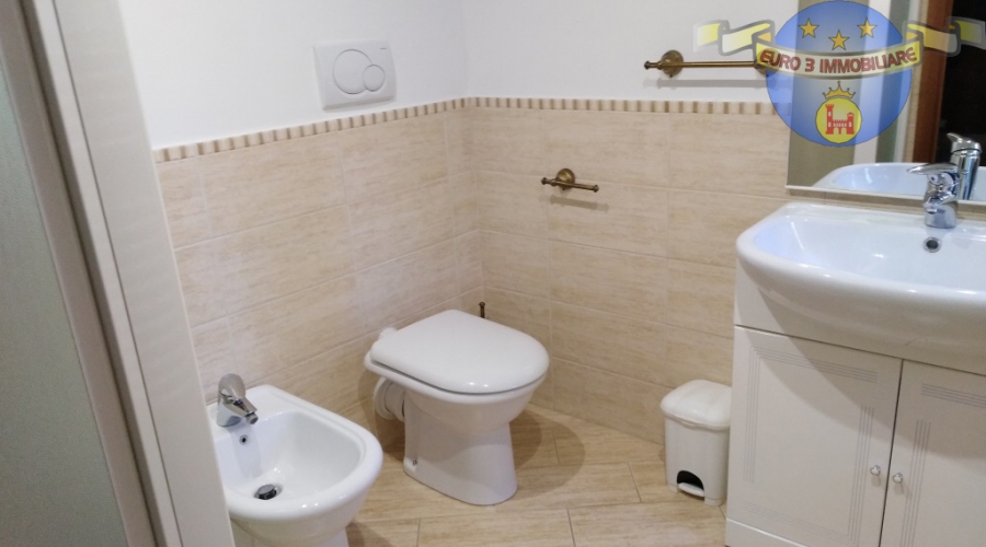 Porzione di casa  - foto 8