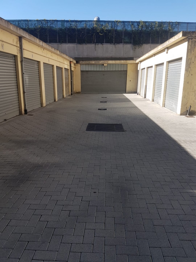 Box - Garage - Posto Auto Via Filadelfia 23 