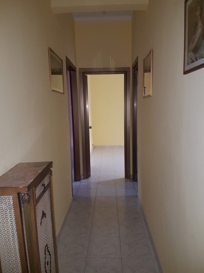 Appartamento via Roveda 13  - foto 2