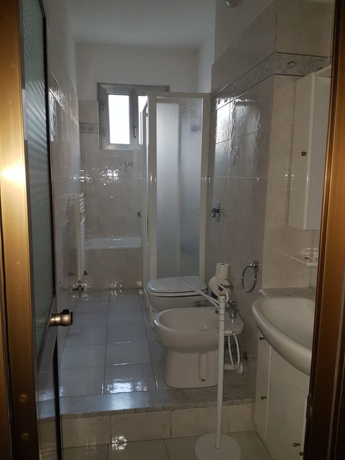 Appartamento via Roveda 13  - foto 5