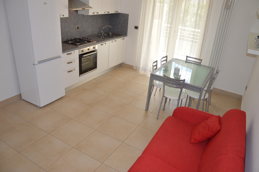 Appartamento via Genzano angolo viale Roma  - foto 2