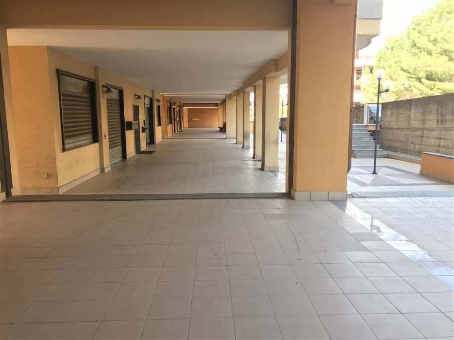 Appartamento VIA NISIDA  - foto 17